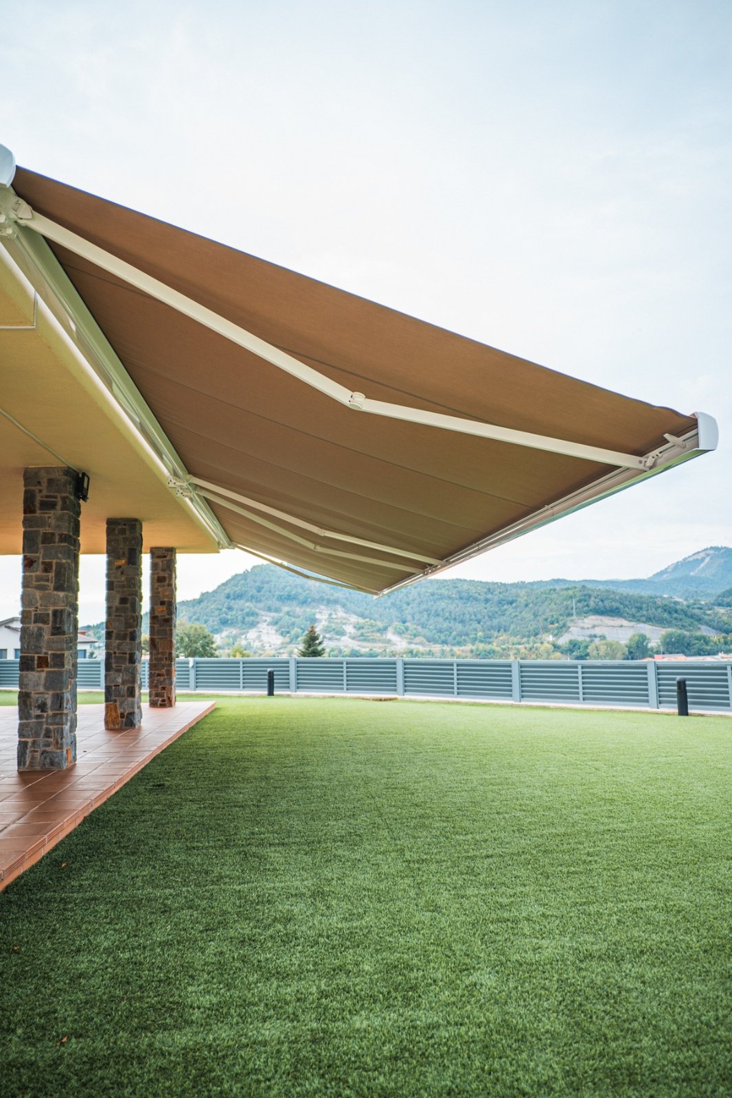 toldo 1 Tendal cofre prèmium de grans dimensions - projecte de Tendals Caballol (15)